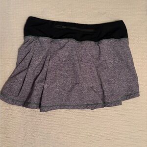 Lululemon skirt, size 4